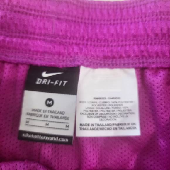 [ Nike] dry fit womens size Medium,  CUTEST purple & orangish/ pink  sportshorts - Picture 6 of 16